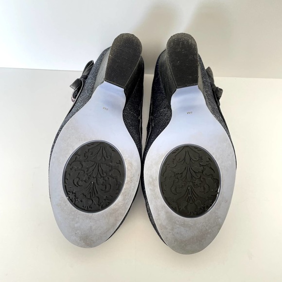 Bobbi Blu | Women's Delicate Blue Denim Pumps Bow Gems Detail Block Heel | sz 8 - Picture 7 of 8